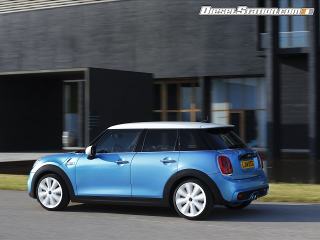 MINI Cooper 5 door 2015 Picture #195 MINI Cooper 5 door 2015 Picture #195
