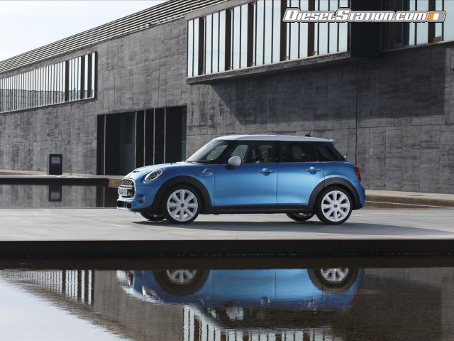 MINI Cooper 5 door 2015 Picture #142 MINI Cooper 5 door 2015 Picture #142