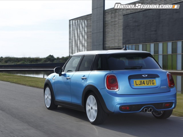 MINI Cooper 5 door 2015 Picture #28 MINI Cooper 5 door 2015 Picture #28