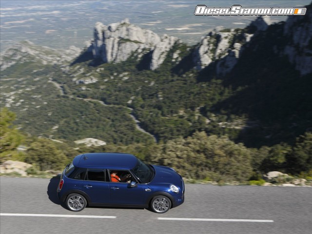 MINI Cooper 5 door 2015 Picture #247 MINI Cooper 5 door 2015 Picture #247