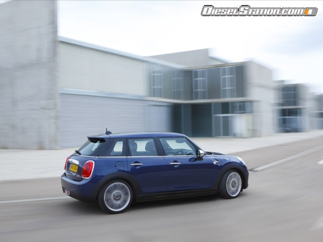 MINI Cooper 5 door 2015 Picture #83 MINI Cooper 5 door 2015 Picture #83