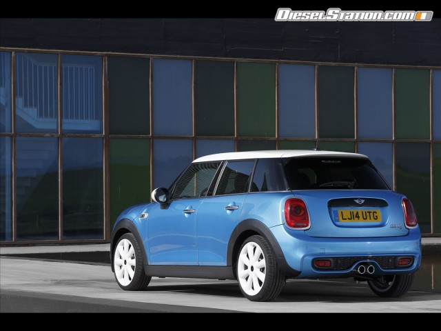 MINI Cooper 5 door 2015 Picture #140 MINI Cooper 5 door 2015 Picture #140