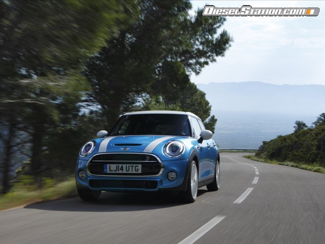 MINI Cooper 5 door 2015 Picture #1 MINI Cooper 5 door 2015 Picture #1