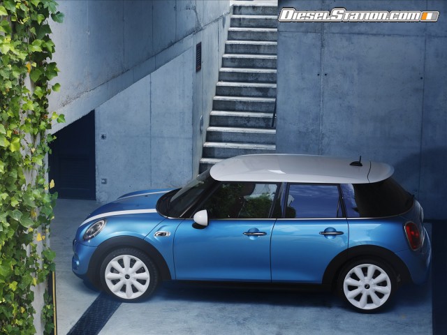 MINI Cooper 5 door 2015 Picture #260 MINI Cooper 5 door 2015 Picture #260