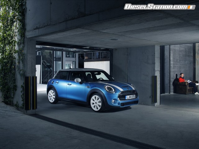 MINI Cooper 5 door 2015 Picture #156 MINI Cooper 5 door 2015 Picture #156