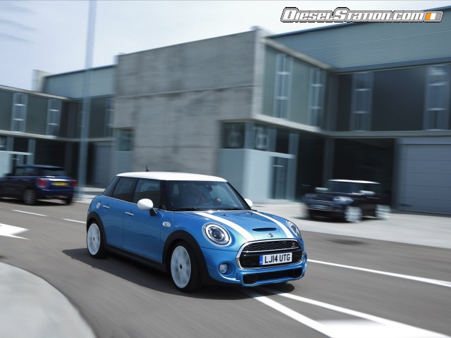 MINI Cooper 5 door 2015 Picture #22 MINI Cooper 5 door 2015 Picture #22