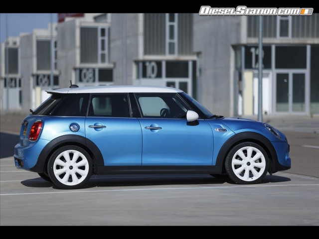 MINI Cooper 5 door 2015 Picture #86 MINI Cooper 5 door 2015 Picture #86