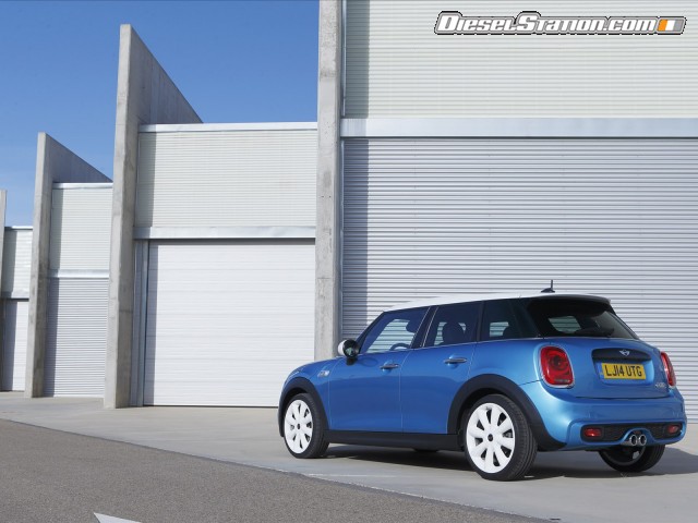 MINI Cooper 5 door 2015 Picture #203 MINI Cooper 5 door 2015 Picture #203