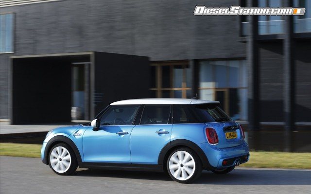 MINI Cooper 5 door 2015 Widescreen Picture #222 MINI Cooper 5 door 2015 Widescreen Picture #222