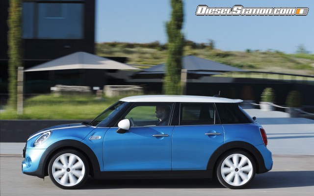 MINI Cooper 5 door 2015 Widescreen Picture #199 MINI Cooper 5 door 2015 Widescreen Picture #199
