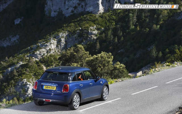 MINI Cooper 5 door 2015 Widescreen Picture #106 MINI Cooper 5 door 2015 Widescreen Picture #106