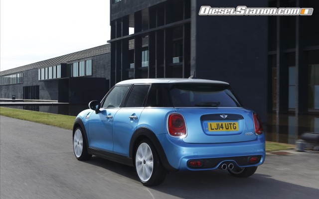 MINI Cooper 5 door 2015 Widescreen Picture #155 MINI Cooper 5 door 2015 Widescreen Picture #155