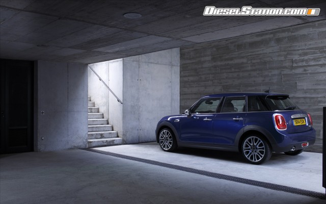 MINI Cooper 5 door 2015 Widescreen Picture #250 MINI Cooper 5 door 2015 Widescreen Picture #250