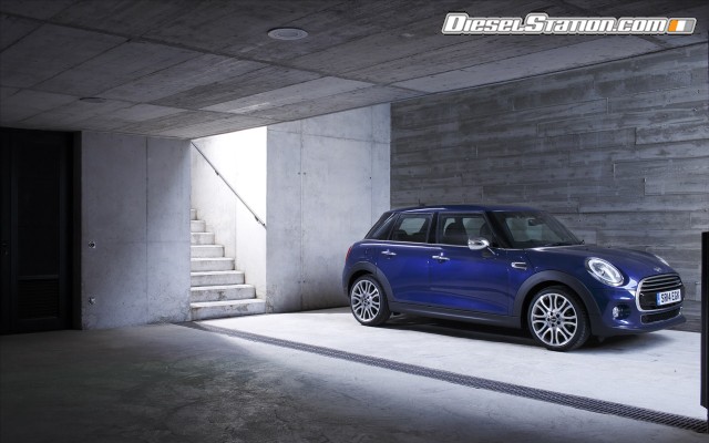 MINI Cooper 5 door 2015 Widescreen Picture #145 MINI Cooper 5 door 2015 Widescreen Picture #145