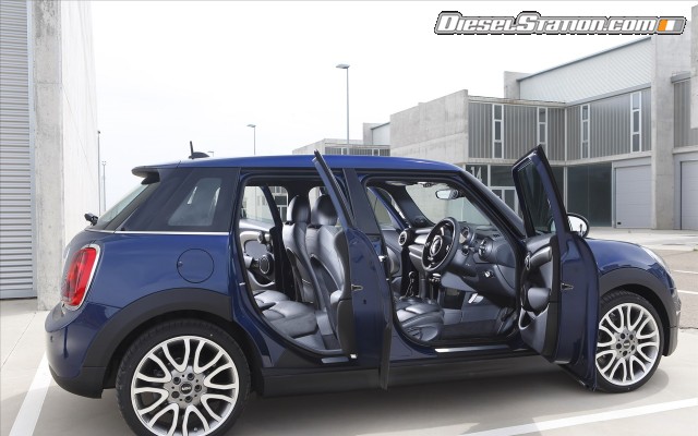 MINI Cooper 5 door 2015 Widescreen Picture #135 MINI Cooper 5 door 2015 Widescreen Picture #135