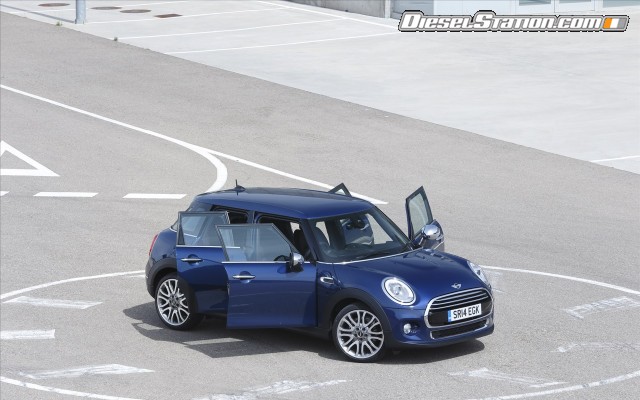 MINI Cooper 5 door 2015 Widescreen Picture #251 MINI Cooper 5 door 2015 Widescreen Picture #251