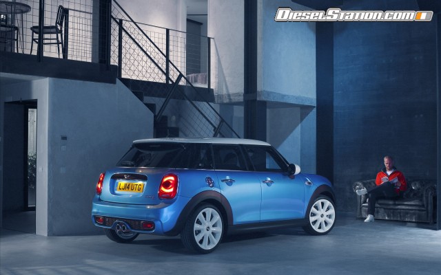MINI Cooper 5 door 2015 Widescreen Picture #197 MINI Cooper 5 door 2015 Widescreen Picture #197