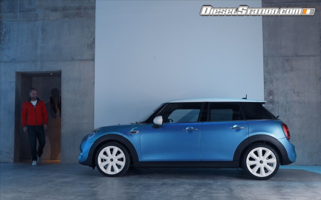 MINI Cooper 5 door 2015 Widescreen Picture #41 MINI Cooper 5 door 2015 Widescreen Picture #41