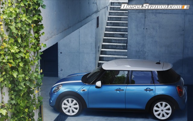 MINI Cooper 5 door 2015 Widescreen Picture #256 MINI Cooper 5 door 2015 Widescreen Picture #256