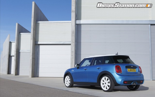 MINI Cooper 5 door 2015 Widescreen Picture #17 MINI Cooper 5 door 2015 Widescreen Picture #17