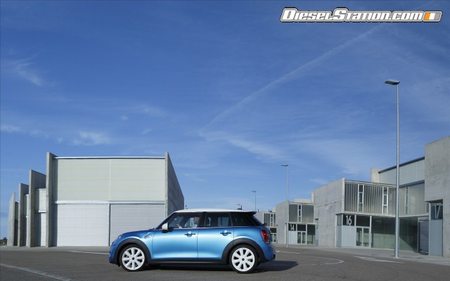 MINI Cooper 5 door 2015 Widescreen Picture #85 MINI Cooper 5 door 2015 Widescreen Picture #85