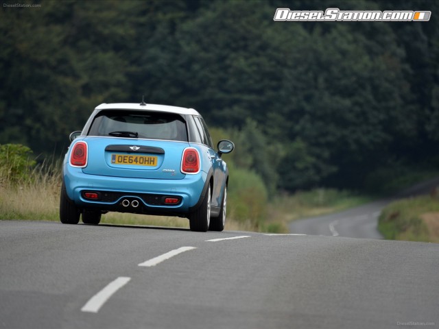 MINI Cooper SD 5 Door 2015 Picture #37 MINI Cooper SD 5 Door 2015 Picture #37