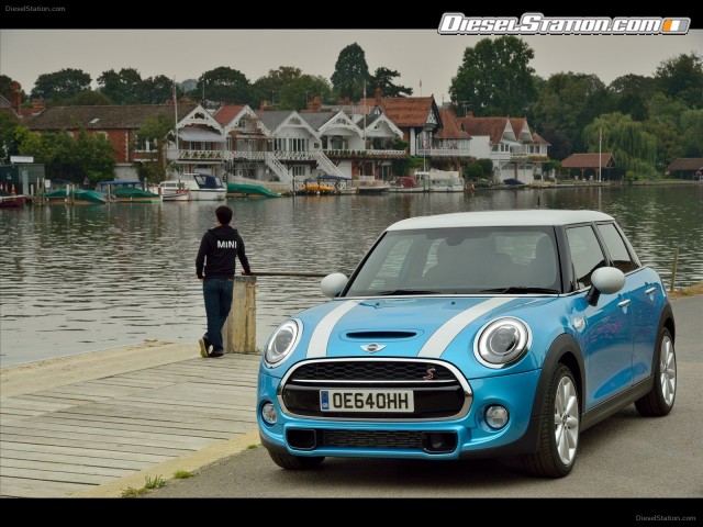 MINI Cooper SD 5 Door 2015 Picture #20 MINI Cooper SD 5 Door 2015 Picture #20