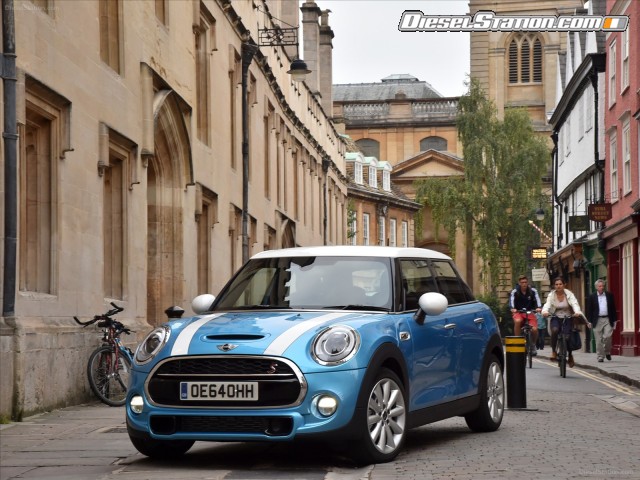 MINI Cooper SD 5 Door 2015 Picture #4 MINI Cooper SD 5 Door 2015 Picture #4