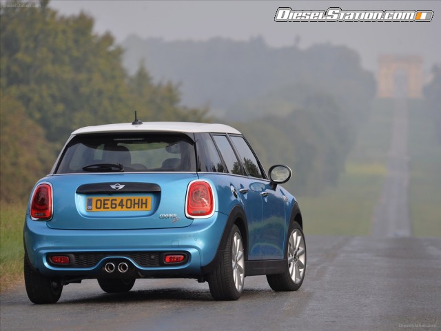 MINI Cooper SD 5 Door 2015 Picture #30 MINI Cooper SD 5 Door 2015 Picture #30