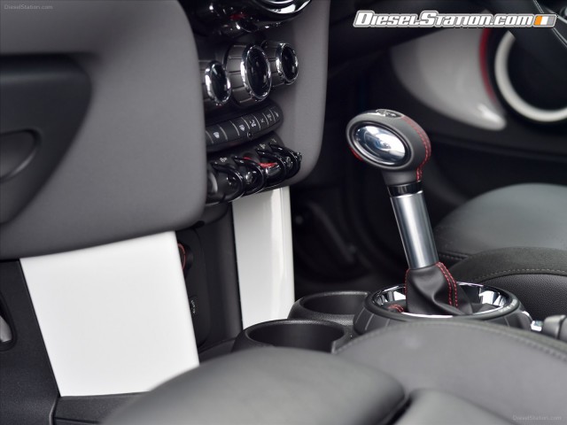 MINI Cooper SD 5 Door 2015 Picture #88 MINI Cooper SD 5 Door 2015 Picture #88