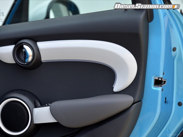 MINI Cooper SD 5 Door 2015 Picture #106 MINI Cooper SD 5 Door 2015 Picture #106