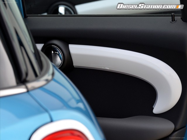 MINI Cooper SD 5 Door 2015 Picture #80 MINI Cooper SD 5 Door 2015 Picture #80