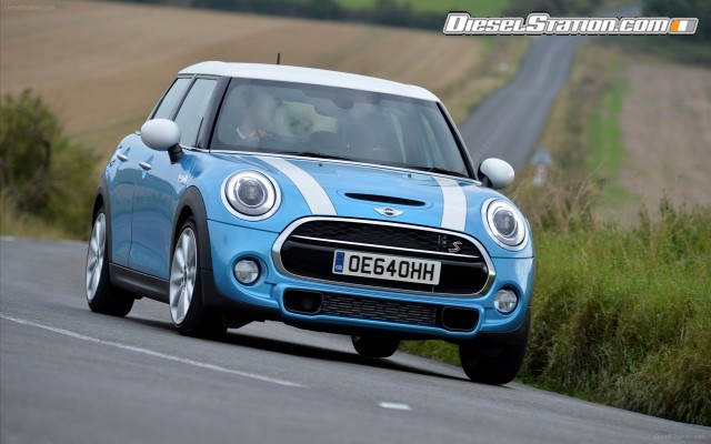 MINI Cooper SD 5 Door 2015 Widescreen Picture #22 MINI Cooper SD 5 Door 2015 Widescreen Picture #22
