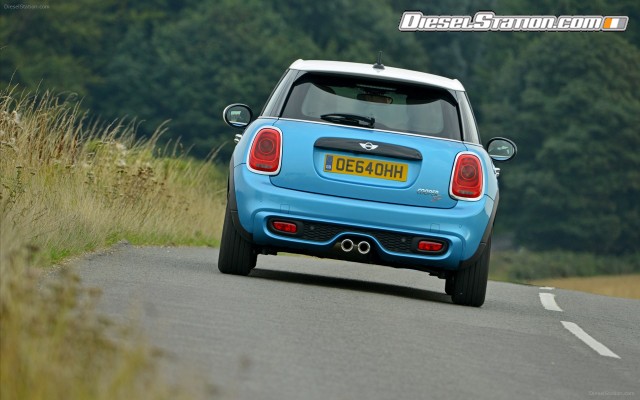 MINI Cooper SD 5 Door 2015 Widescreen Picture #3 MINI Cooper SD 5 Door 2015 Widescreen Picture #3