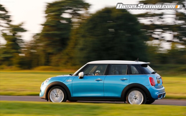 MINI Cooper SD 5 Door 2015 Widescreen Picture #21 MINI Cooper SD 5 Door 2015 Widescreen Picture #21