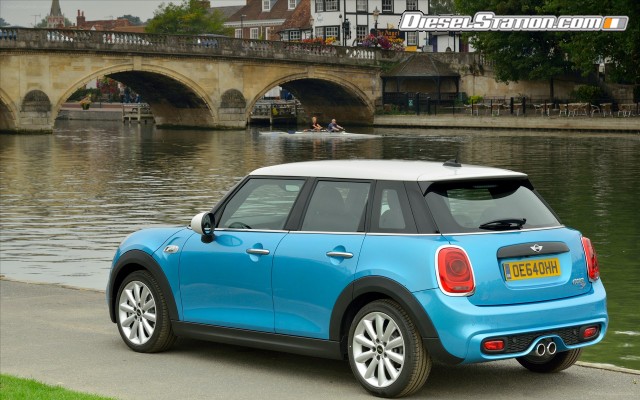 MINI Cooper SD 5 Door 2015 Widescreen Picture #99 MINI Cooper SD 5 Door 2015 Widescreen Picture #99