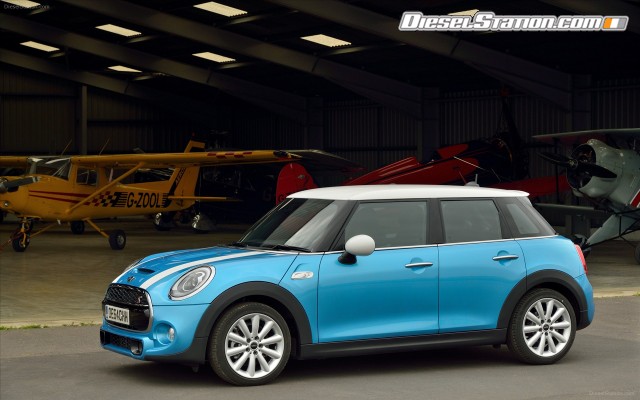 MINI Cooper SD 5 Door 2015 Widescreen Picture #11 MINI Cooper SD 5 Door 2015 Widescreen Picture #11
