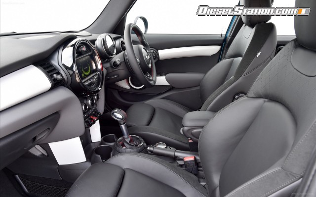 MINI Cooper SD 5 Door 2015 Widescreen Picture #15 MINI Cooper SD 5 Door 2015 Widescreen Picture #15