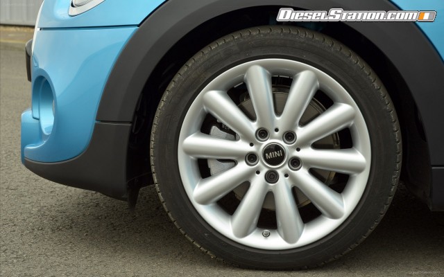 MINI Cooper SD 5 Door 2015 Widescreen Picture #13 MINI Cooper SD 5 Door 2015 Widescreen Picture #13