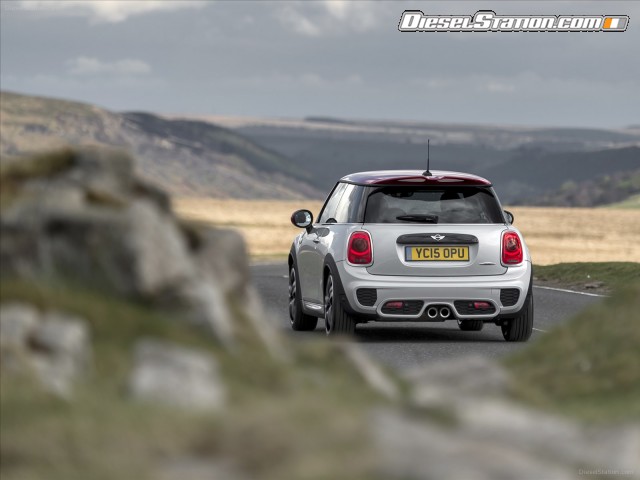 MINI Cooper Works 2016 Picture #47 MINI Cooper Works 2016 Picture #47