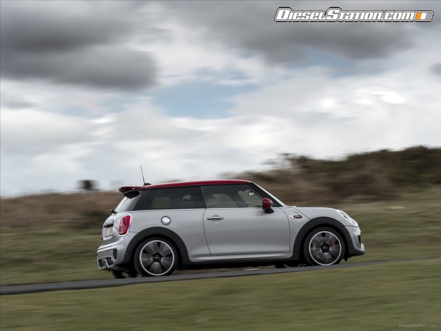 MINI Cooper Works 2016 Picture #28 MINI Cooper Works 2016 Picture #28