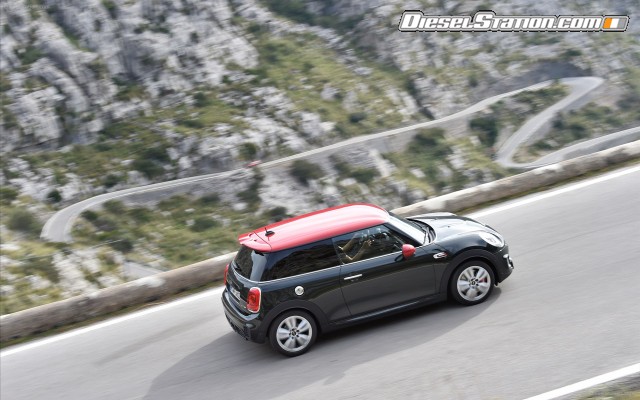 MINI Cooper Works 2016 Widescreen Picture #30 MINI Cooper Works 2016 Widescreen Picture #30