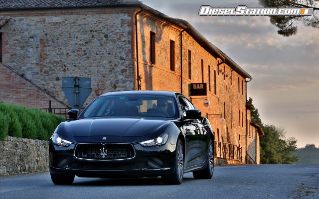 Maserati Ghibli 2014 Widescreen Picture #33 Maserati Ghibli 2014 Widescreen Picture #33