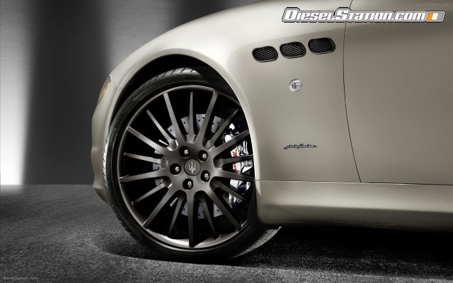 Maserati Quattroporte Sport GT S Awards Edition 2011 Widescreen Picture #7 Maserati Quattroporte Sport GT S Awards Edition 2011 Widescreen Picture #7