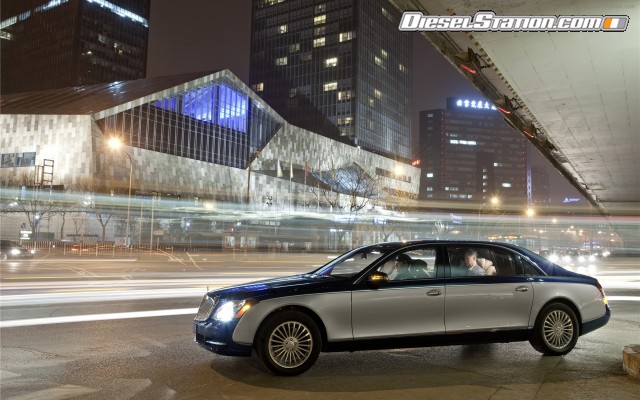 Maybach 62S 2011 Widescreen Picture #12 Maybach 62S 2011 Widescreen Picture #12