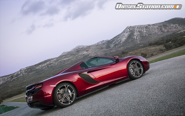 McLaren 12C Spider 2012 Widescreen Picture #4 McLaren 12C Spider 2012 Widescreen Picture #4