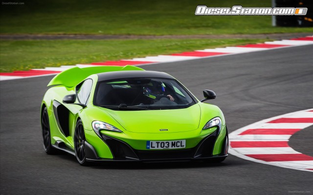 McLaren 675LT 2016 Widescreen Picture #47 McLaren 675LT 2016 Widescreen Picture #47