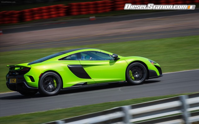 McLaren 675LT 2016 Widescreen Picture #52 McLaren 675LT 2016 Widescreen Picture #52