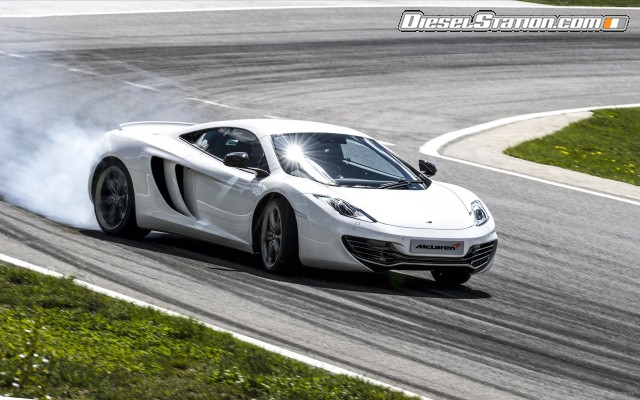 McLaren MP4 12C 2013 Widescreen Picture #5 McLaren MP4 12C 2013 Widescreen Picture #5