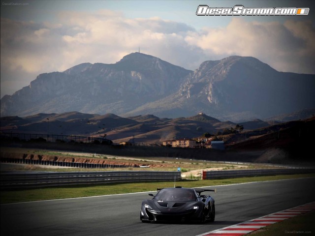 McLaren P1 GTR 2015 Picture #1 McLaren P1 GTR 2015 Picture #1